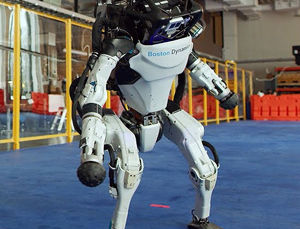Robots Dancing To "Do You Love Me?"