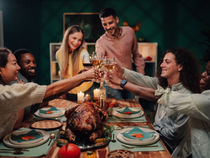 Thanksgiving Reflection Questions That Spark Gratitude and Growth